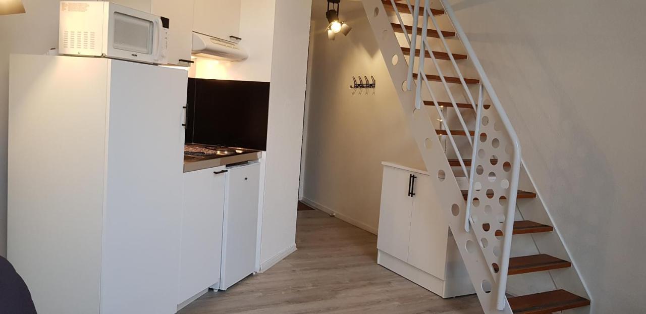 Appartement Cinema Aux Portes Du Futuroscope Шасней дю Пуату Екстериор снимка