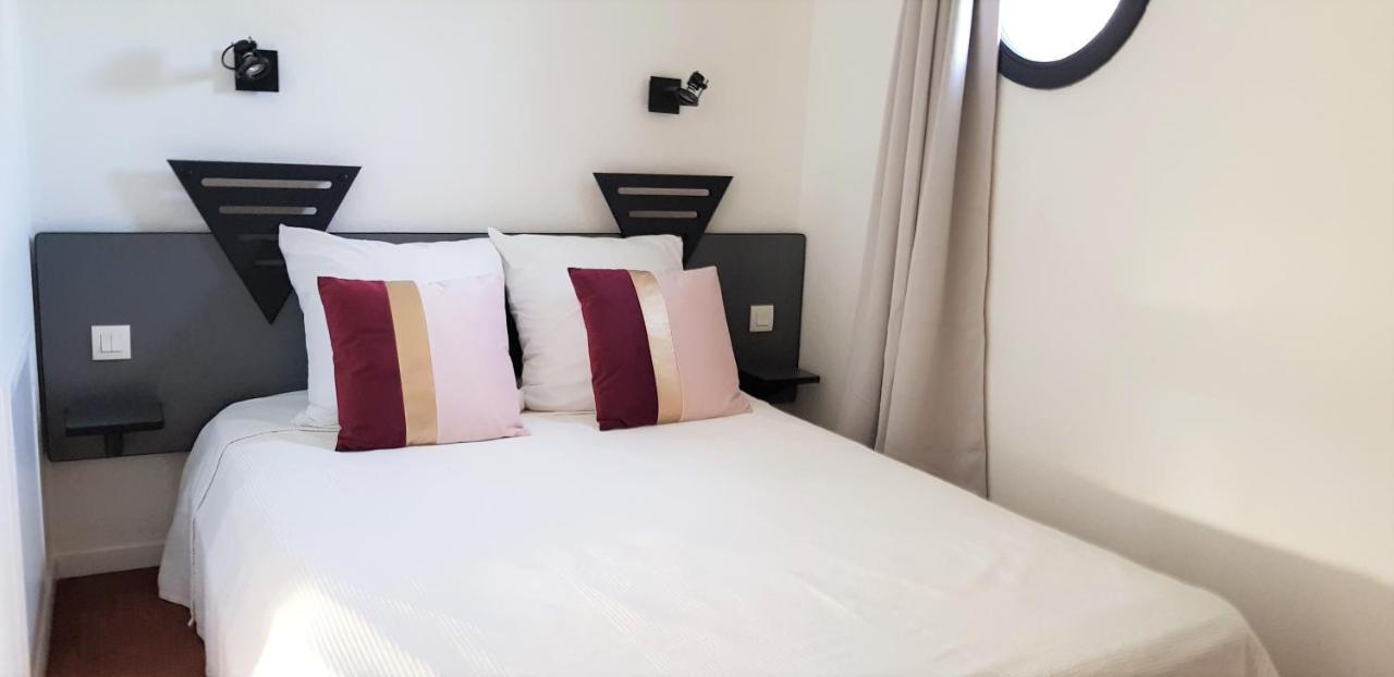 Appartement Cinema Aux Portes Du Futuroscope Шасней дю Пуату Екстериор снимка