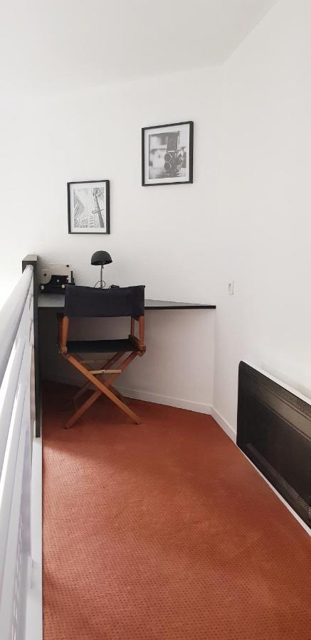 Appartement Cinema Aux Portes Du Futuroscope Шасней дю Пуату Екстериор снимка